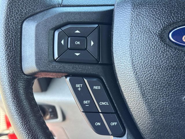 2016 Ford F-150 XLT photo 3