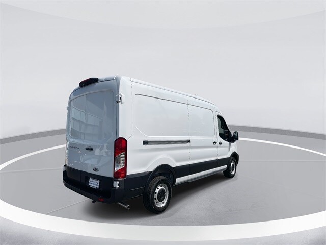 2025 Ford Transit photo 3