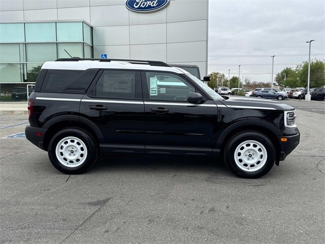 2025 Ford Bronco Sport Heritage photo 3