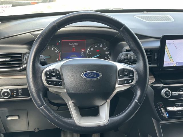 2023 Ford Explorer Limited photo 3