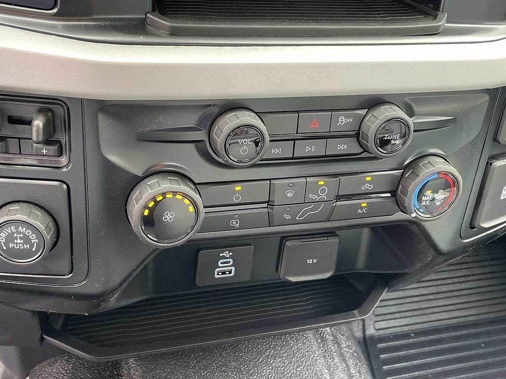 2026 Ford F-250 Super Duty XL - Photo 12