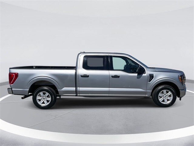 2023 Ford F-150 XLT photo 3