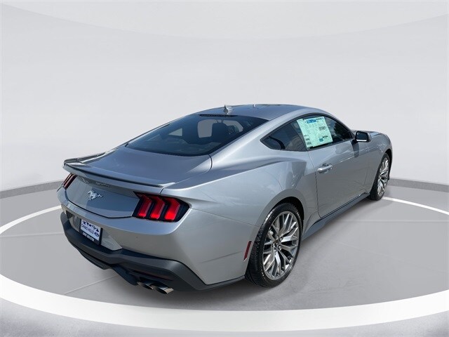 2025 Ford Mustang EcoBoost Premium photo 4