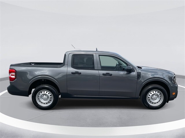 2025 Ford Maverick XL photo 3
