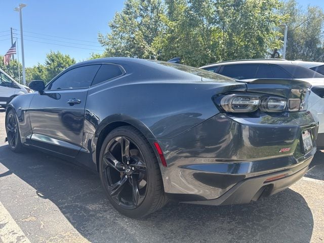 2020 Chevrolet Camaro 1LT photo 2