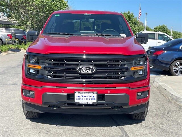 2025 Ford F-150 XLT photo 2