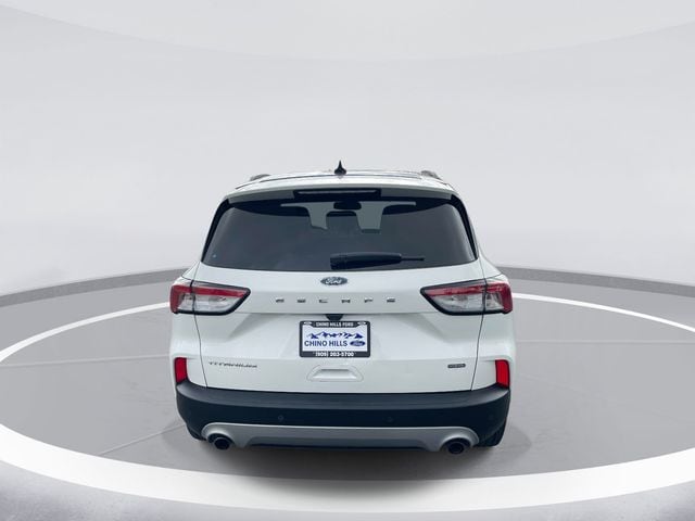 2020 Ford Escape Hybrid Titanium photo 5