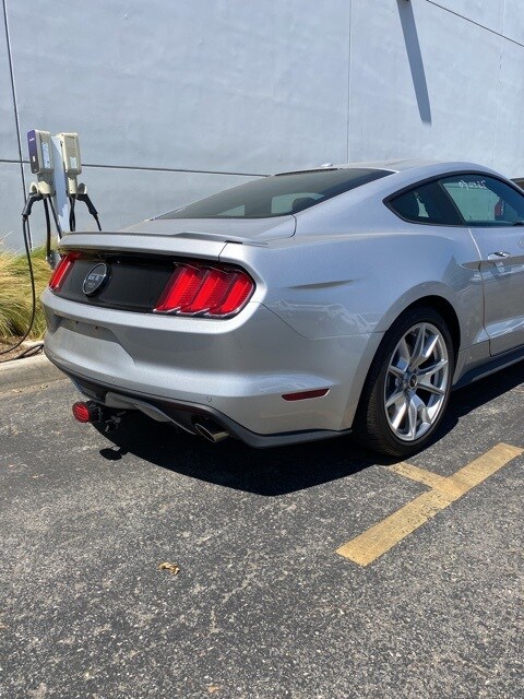 2015 Ford Mustang GT Premium photo 4