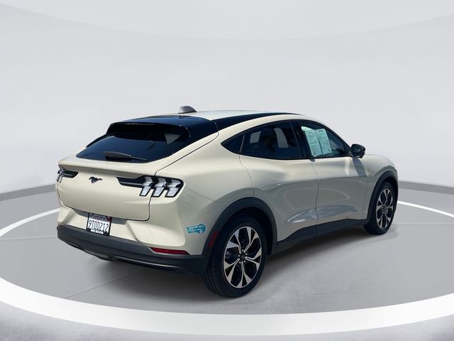 2025 Ford Mustang Mach-E Select photo 4