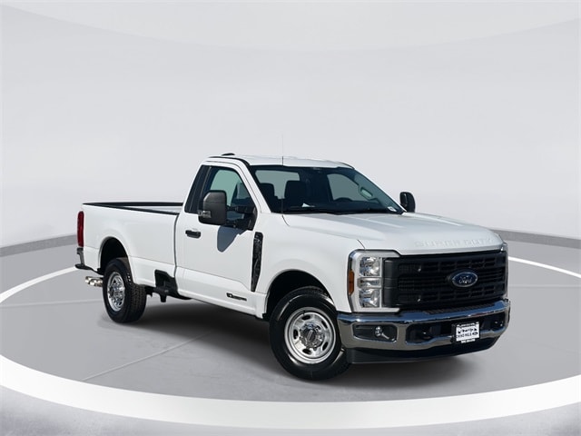 2026 Ford F-350 Super Duty XL's photo