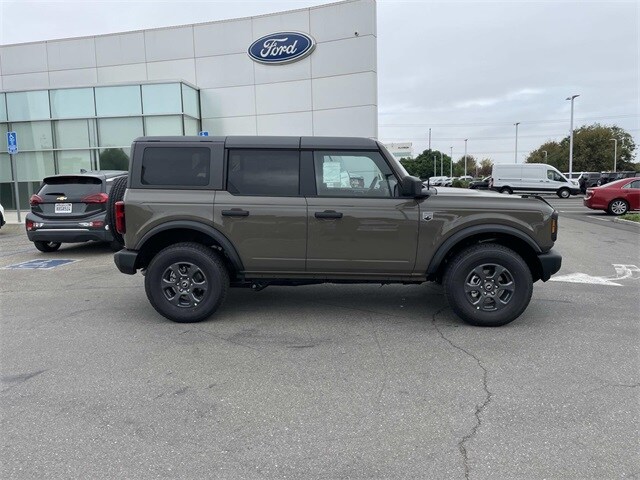2025 Ford Bronco Big Bend photo 3