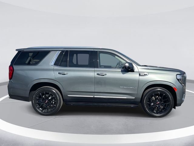 2023 GMC Yukon Denali photo 2