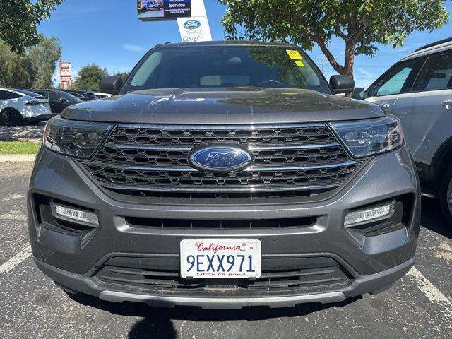 2023 Ford Explorer XLT photo 5
