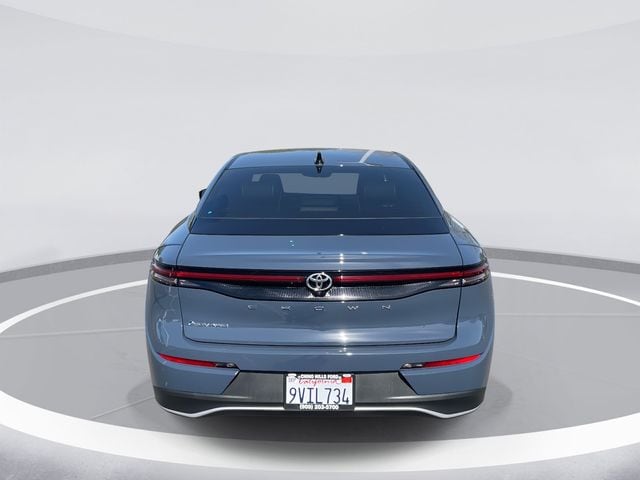 2026 Toyota Crown XLE photo 5