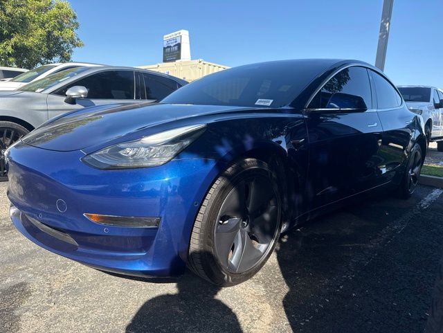 2020 Tesla Model 3 Standard Range Plus's photo