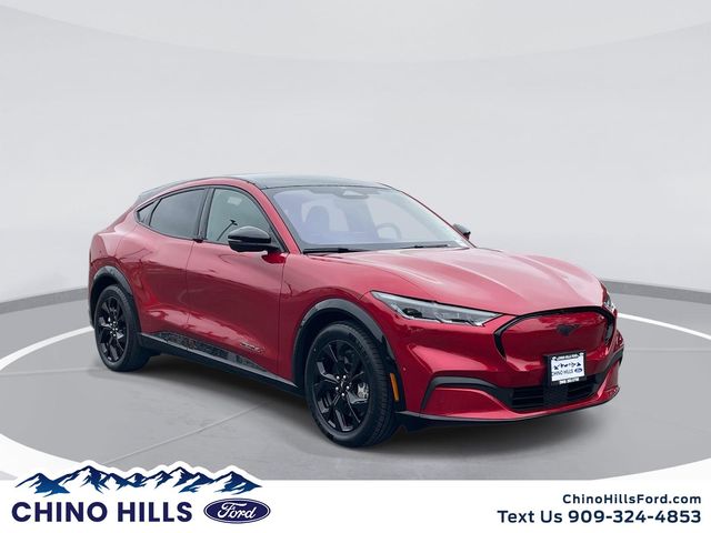 2023 Ford Mustang-Mach-e Premium's photo