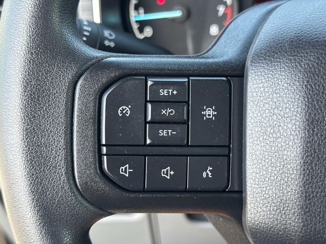 2023 Ford F-150 XLT photo 3