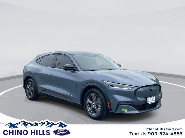 2023 Ford Mustang-Mach-e Select's photo