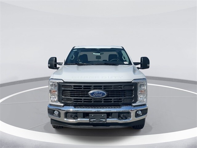 2026 Ford F-250 XL photo 2