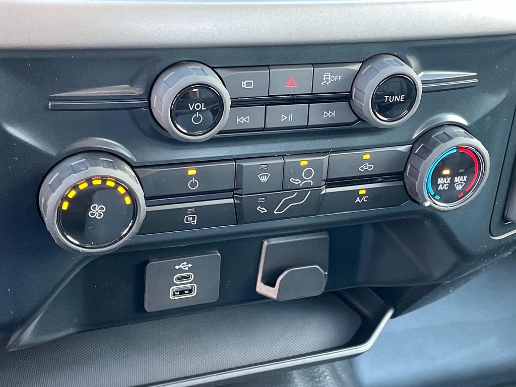2025 Ford F-150 XL - Photo 15