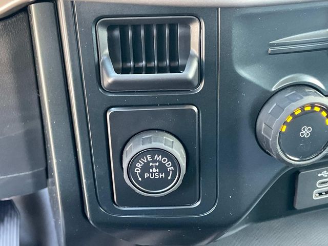 2025 Ford F-150 XL - Photo 14