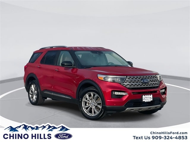 2023 Ford Explorer Limited's photo