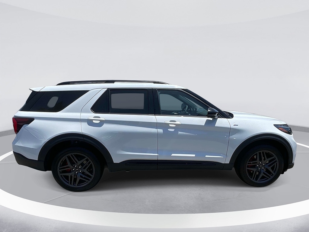 New 2026 Ford Explorer ST-Line SUV