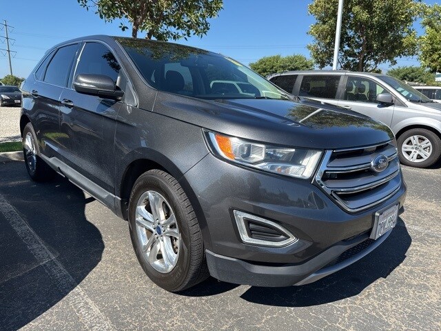 2015 Ford Edge SEL photo 3