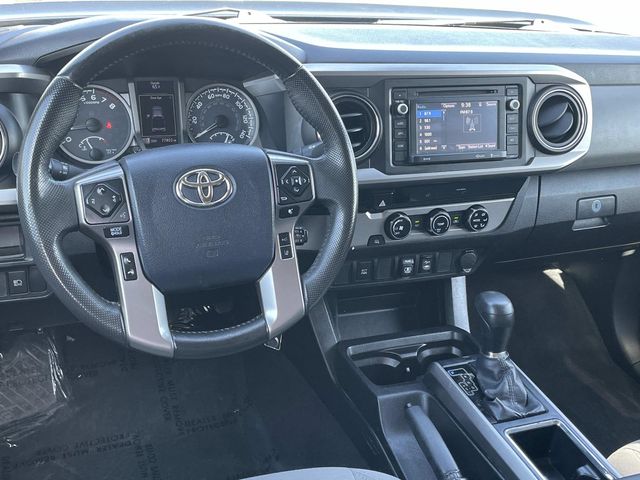 2018 Toyota Tacoma SR5 photo 6