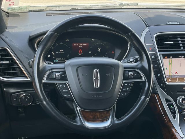 2019 Lincoln Nautilus Reserve photo 6