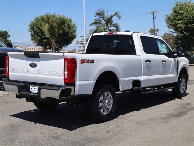 2024 Ford F-350 Super Duty XLT