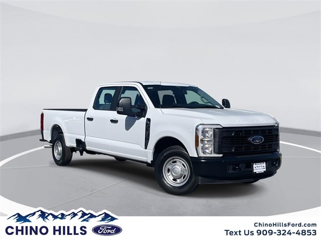 2026 Ford F-250 Super Duty XL's photo