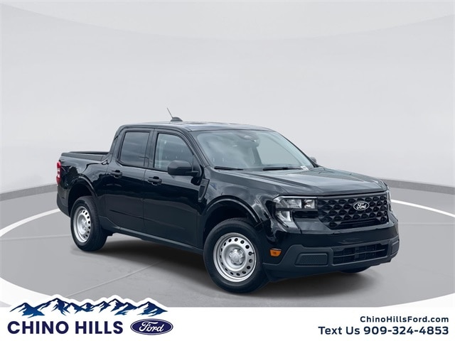 2025 Ford Maverick XL's photo