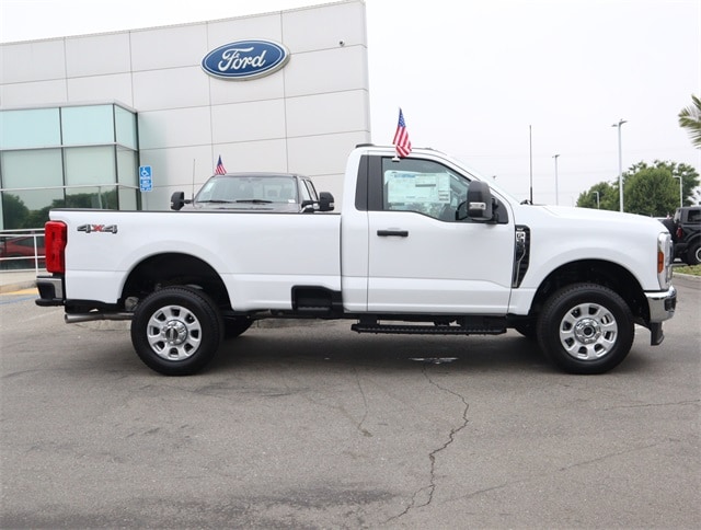 2024 Ford F-350 Super Duty XLT