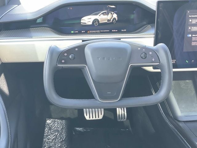 2022 Tesla Model X Plaid photo 6