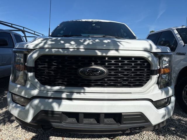 2023 Ford F-150 XL photo 5