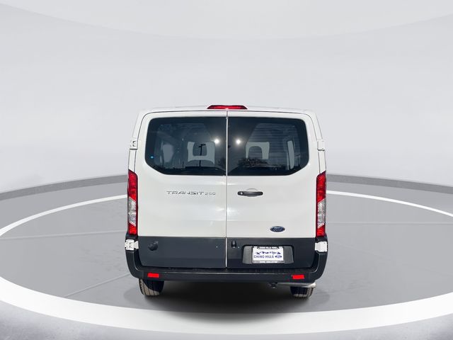 2025 Ford Transit-250 Base photo 4