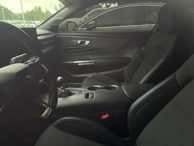 2025 Ford Mustang GT photo 6