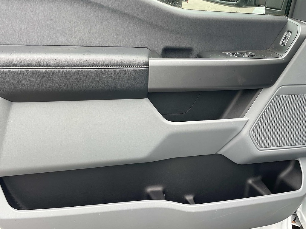 2025 Ford F-350 Super Duty XLT - Photo 21