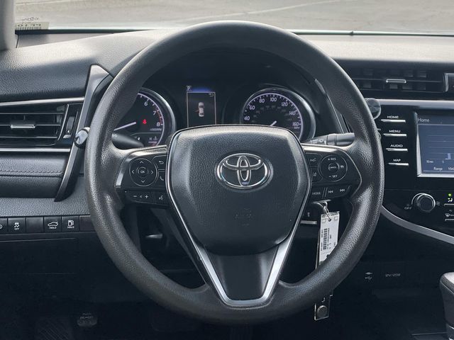 2019 Toyota Camry LE photo 3