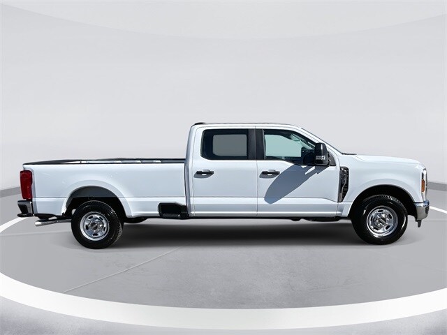 2026 Ford F-250 XL photo 3