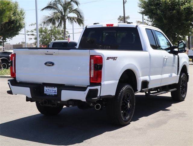 2024 Ford F-350 Super Duty XLT