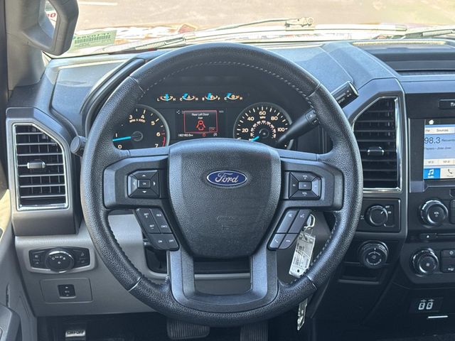 2016 Ford F-150 XLT photo 6