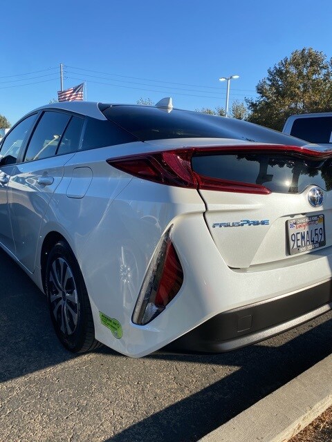 2022 Toyota Prius Prime XLE photo 3
