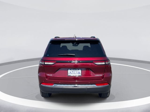 2024 Jeep Grand Cherokee Limited photo 5