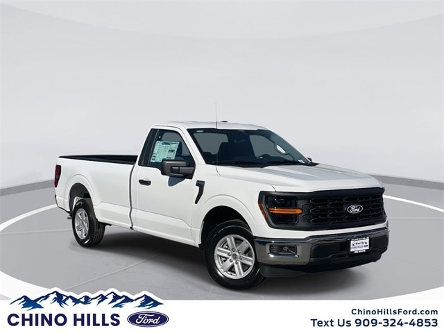 2025 Ford F-150 XL's photo
