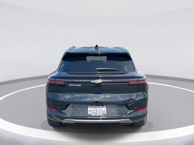 2025 Chevrolet Equinox EV LT photo 5