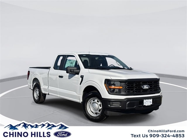 2025 Ford F-150 XL's photo
