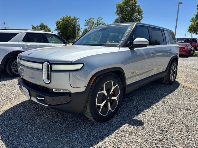 2023 Rivian R1S Adventure