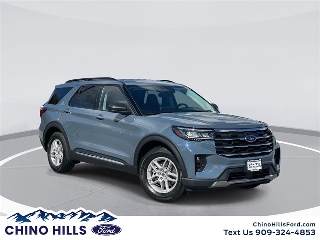 2025 Ford Explorer Active's photo